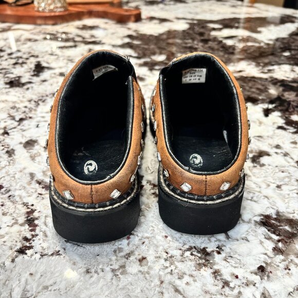 Roper Laces Clogs, Size 7 - Picture 5 of 8